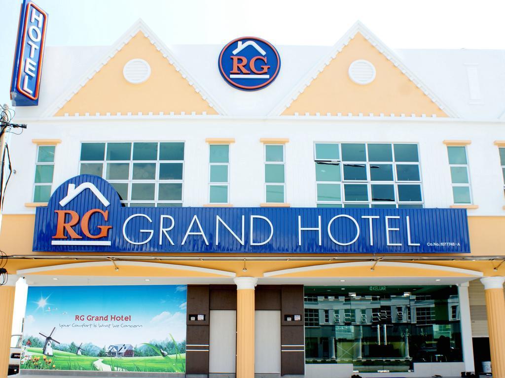 Rg Grand Hotel Бату-Пахат Экстерьер фото